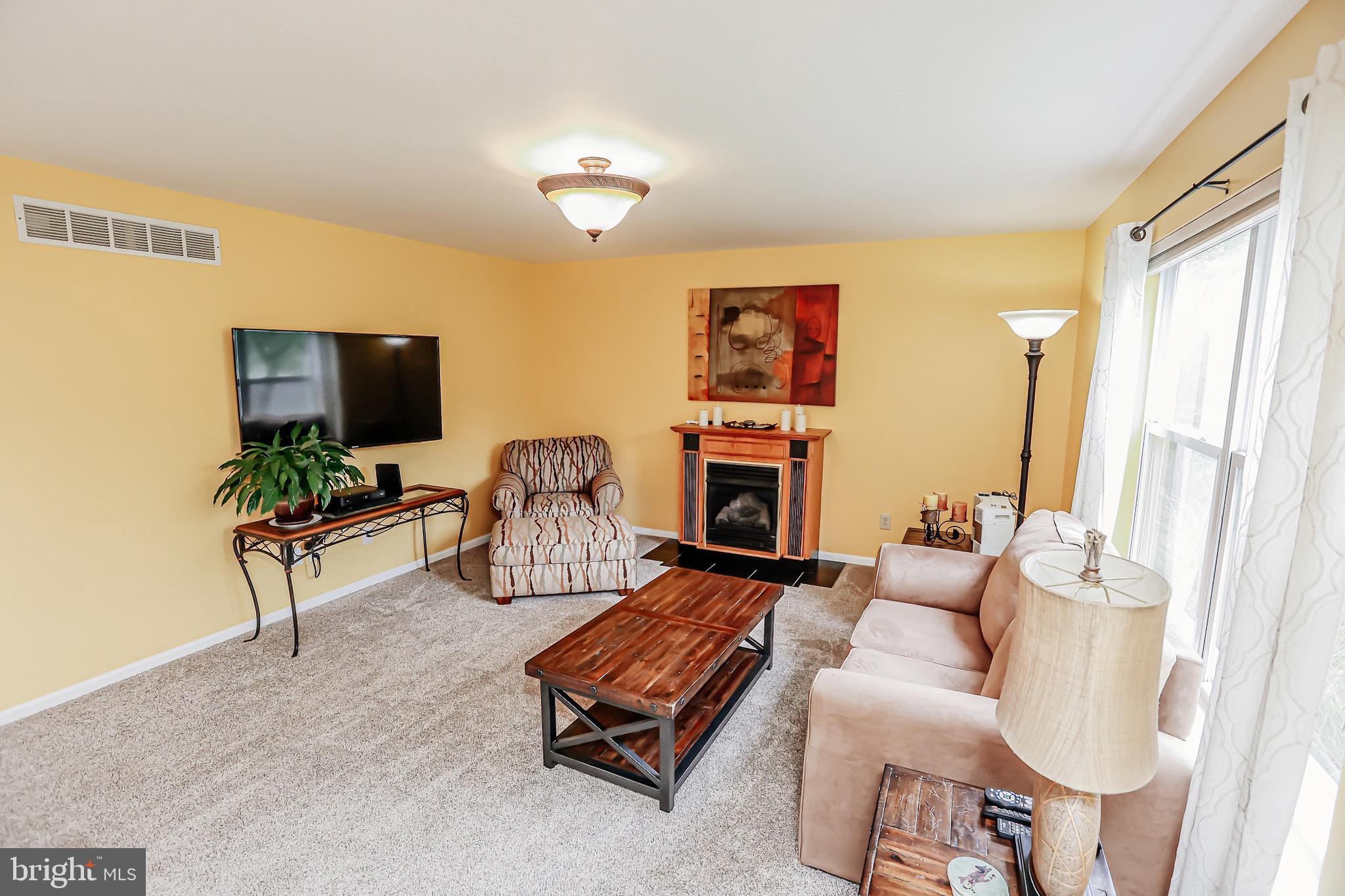 52 Fern Road Southampton, PA 18966 - Photo 10 of 57 Gallery Image 10