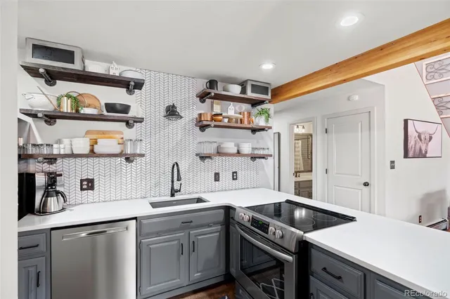 $775,000 | 91100 Ryan Gulch Road, Unit 91122, Silverthorne, CO 80498