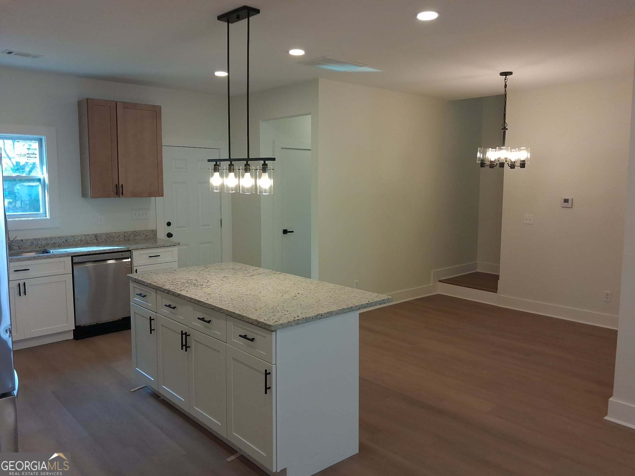 24 Sims Street Barnesville, GA 30204 - Photo 9 of 54