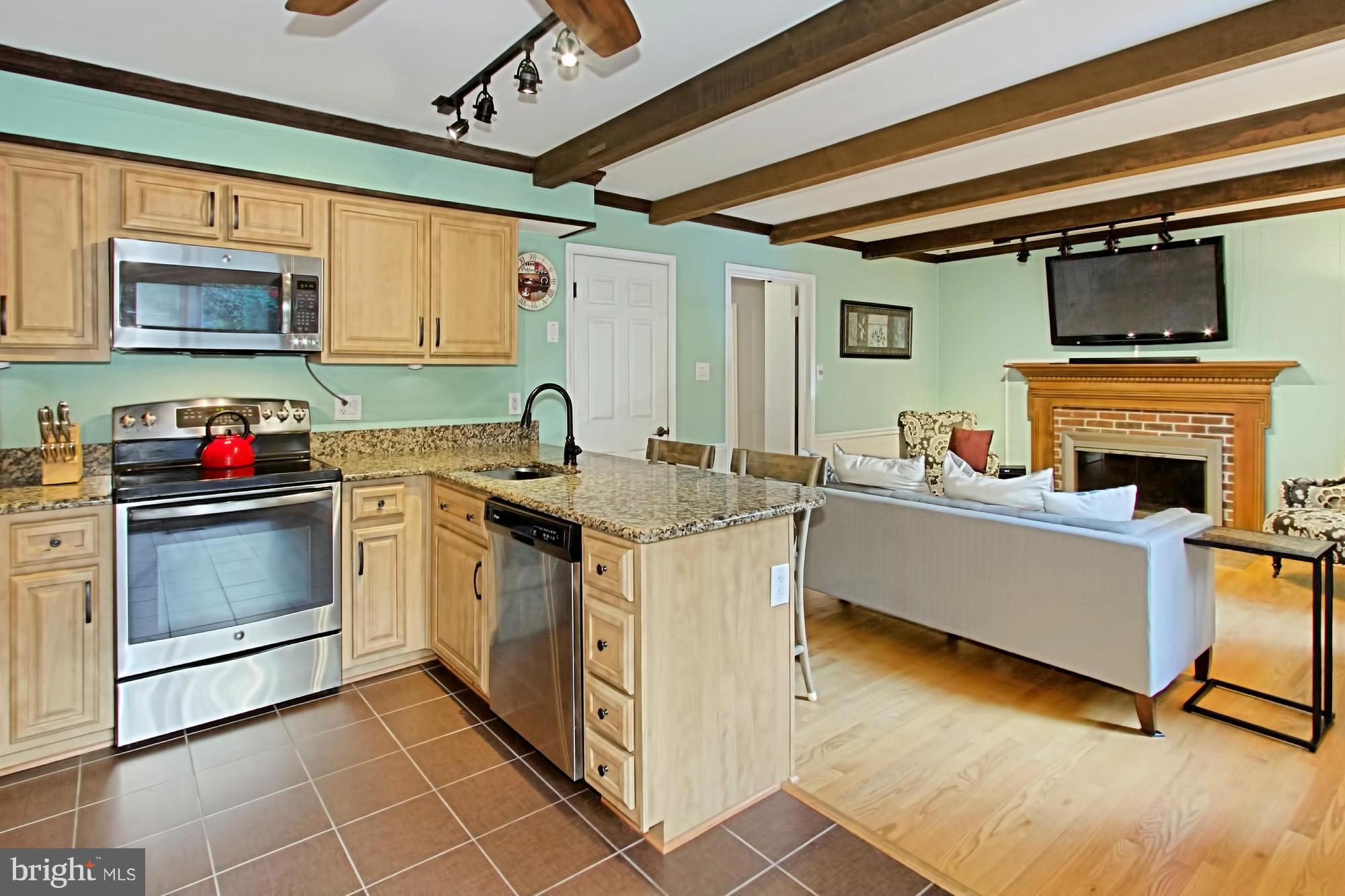 10041 Marshall Pond Road Burke, VA 22015 - Photo 9 of 30 Kitchen boasts gorgeous granite