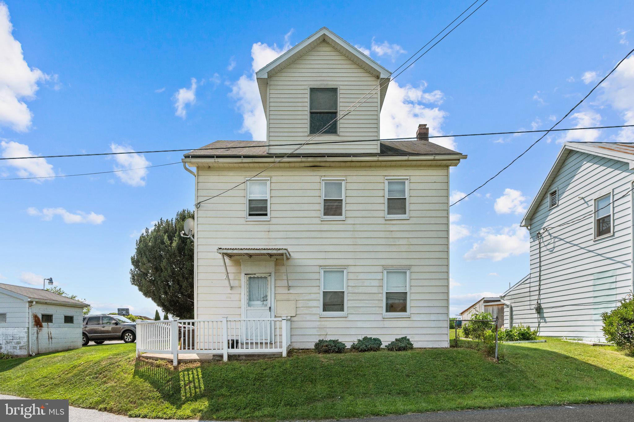 564 Gutshall Road Boiling Springs, PA 17007 - Photo 1 of 23 Gallery Image 1