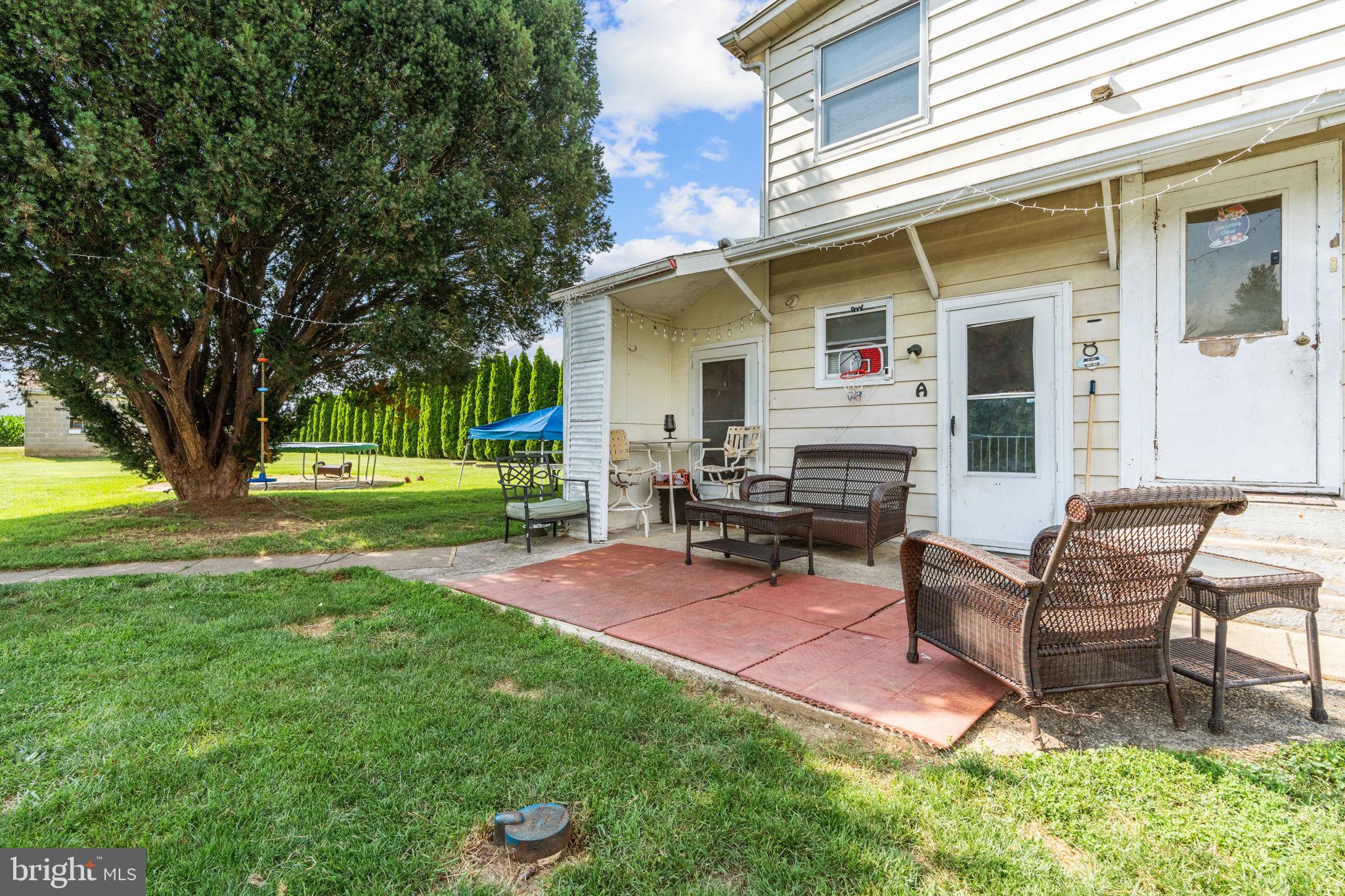 564 Gutshall Road Boiling Springs, PA 17007 - Photo 3 of 23 Gallery Image 3