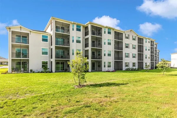 $2,000 | 12280 Wellen Golf Street, Unit 403, Venice, FL 34293