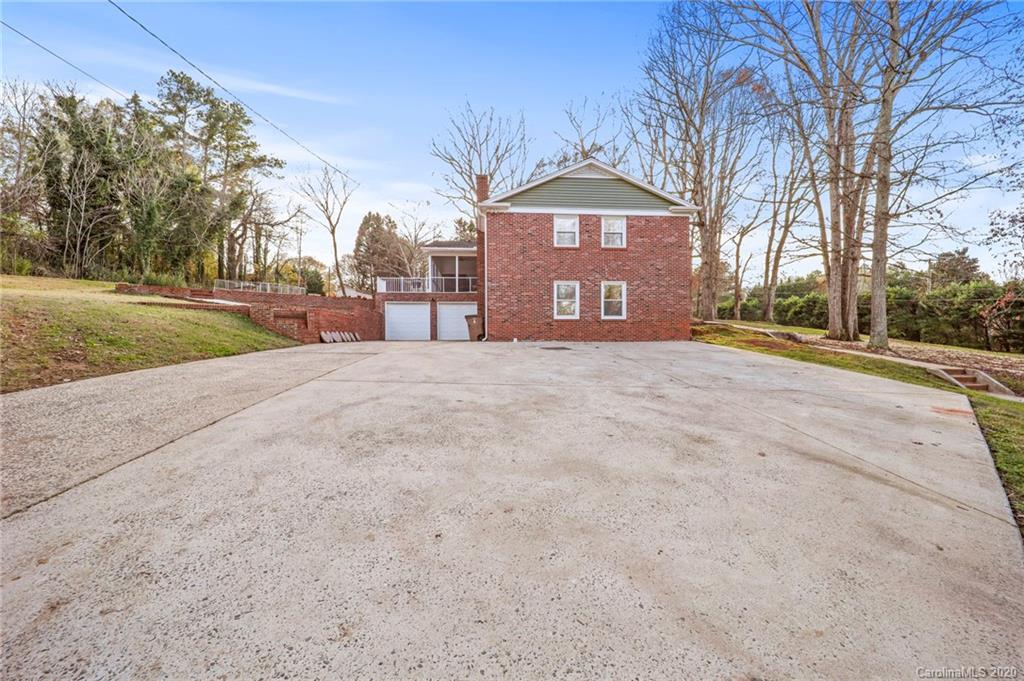605 Country Club Road Shelby, NC 28150 - Photo 7 of 48 Gallery Image 7