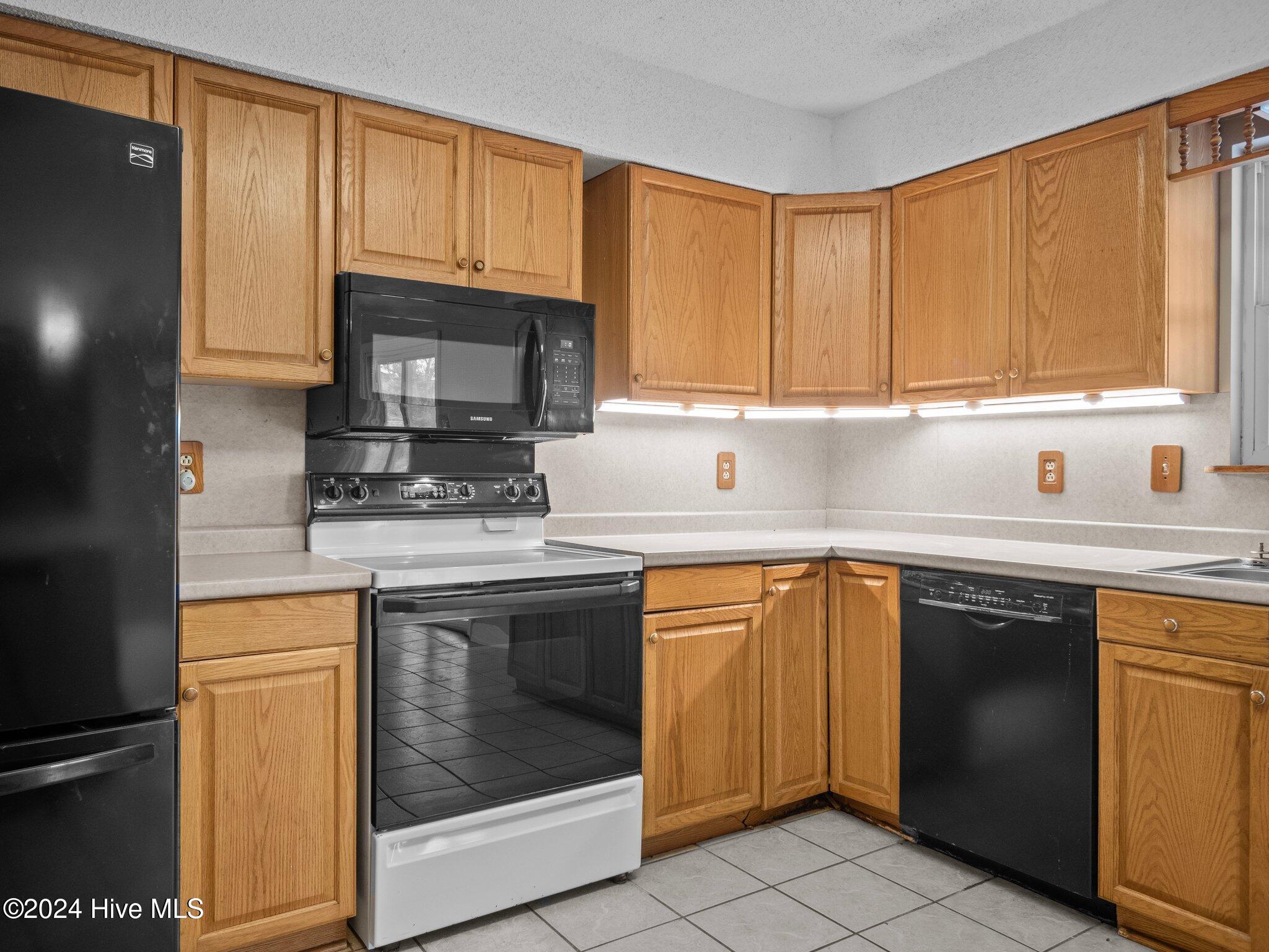 1395 Halltown Road Jacksonville, NC 28546 - Photo 13 of 52 35-web-or-mls-PB191238