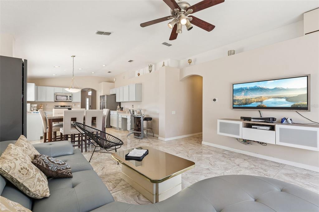 11355 Arborside Bend Way Windermere, FL 34786 - Photo 7 of 32