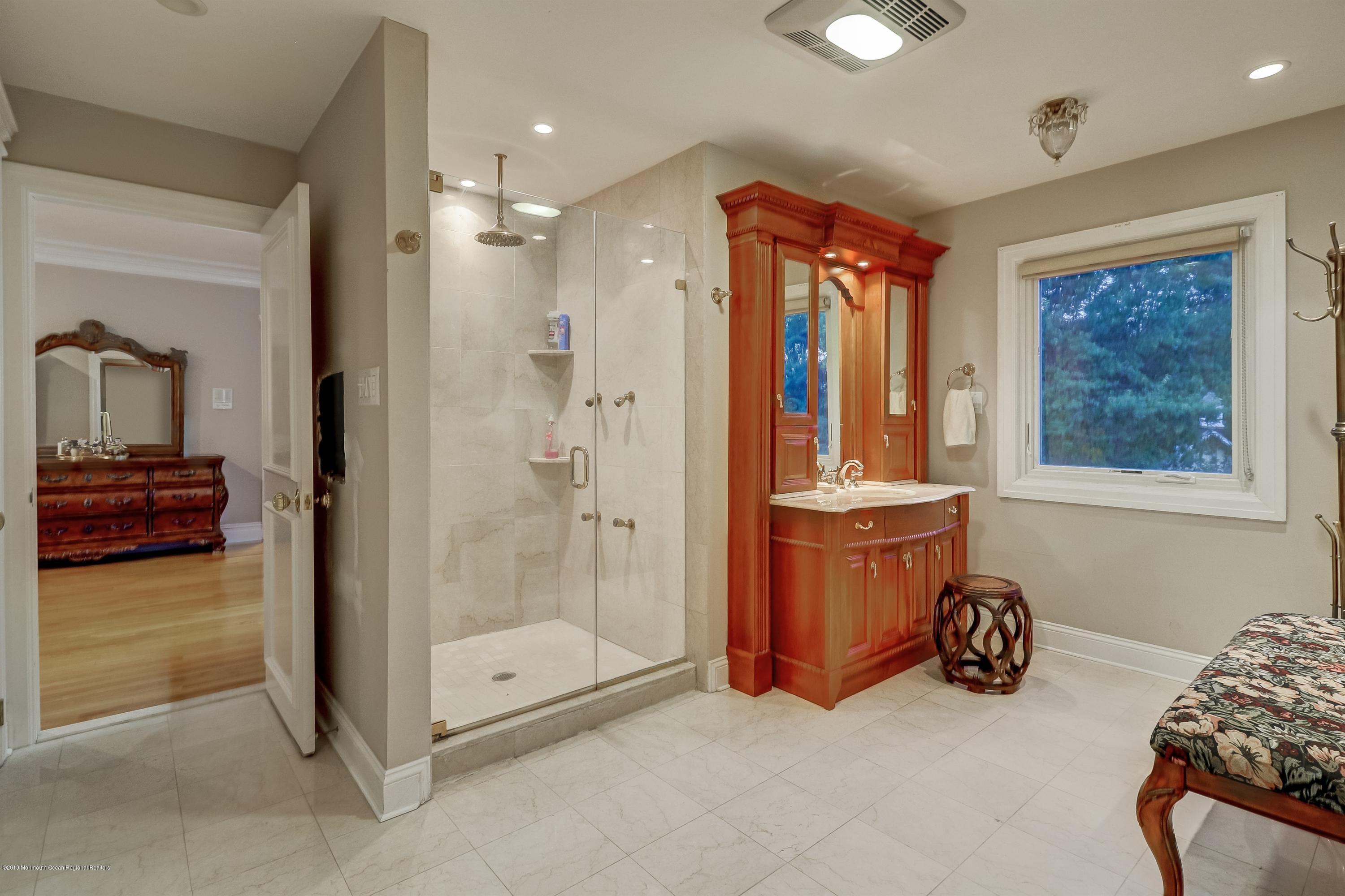 6 Fox Hunt Road Holmdel, NJ 07733 - Photo 17 of 42 020_Master bathroom