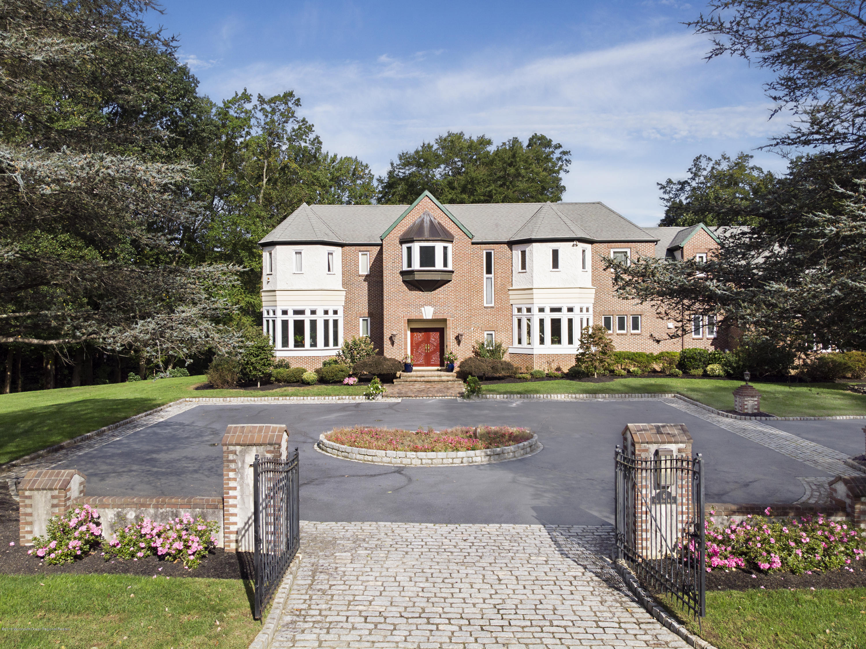6 Fox Hunt Road Holmdel, NJ 07733 - Photo 30 of 42 033_Aerial