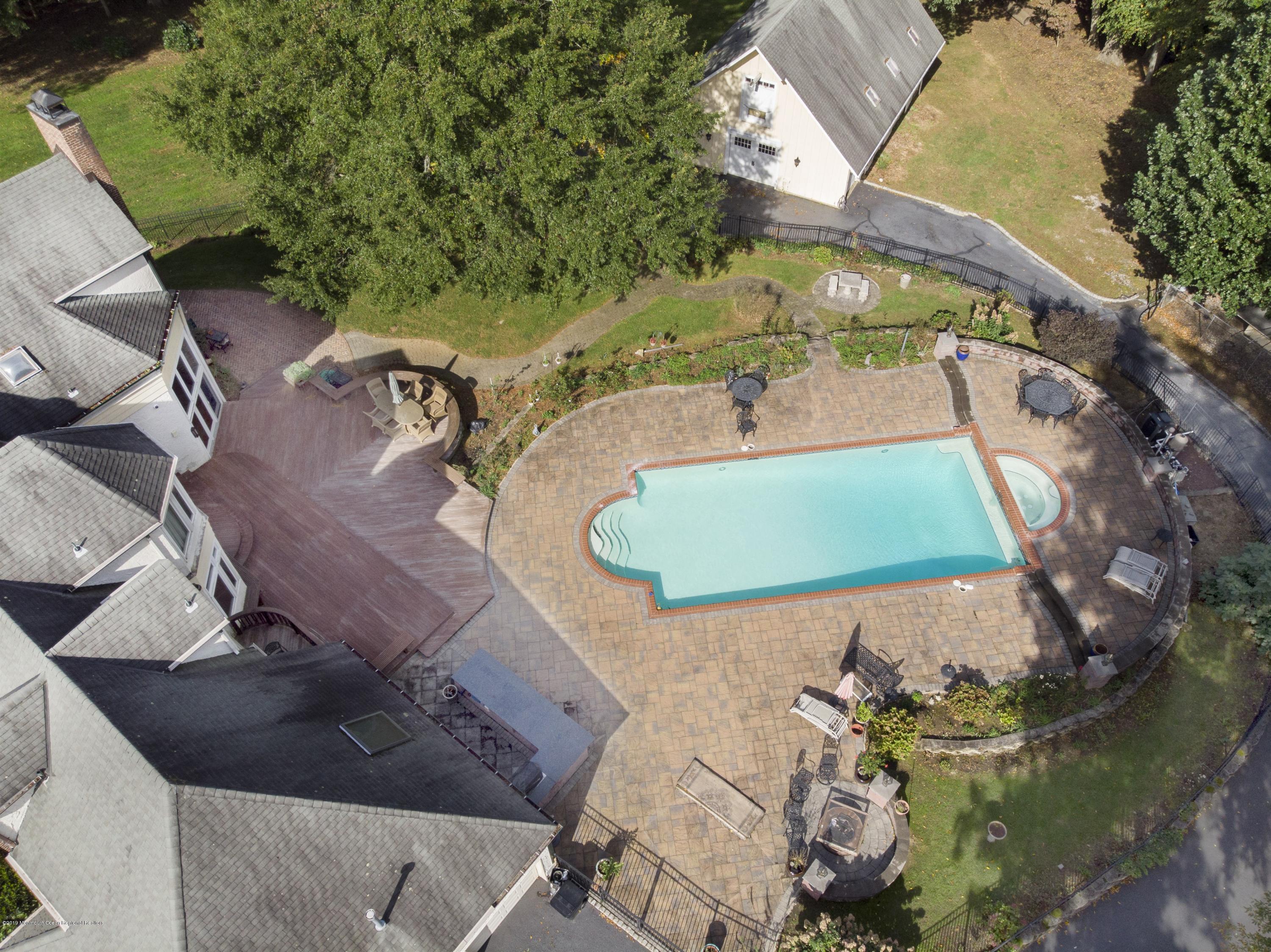6 Fox Hunt Road Holmdel, NJ 07733 - Photo 36 of 42 039_Aerial