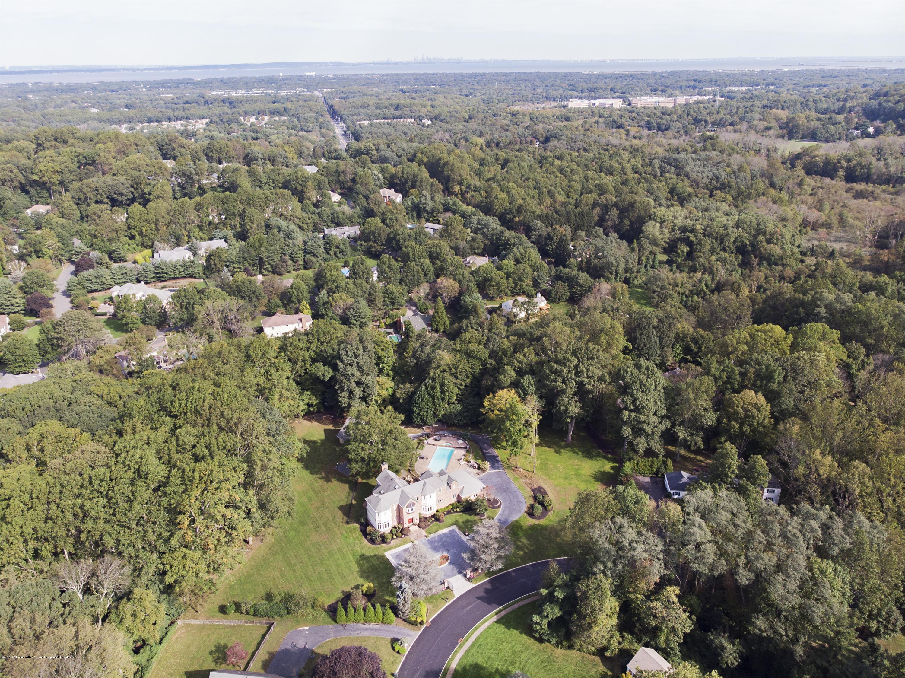 6 Fox Hunt Road Holmdel, NJ 07733 - Photo 40 of 42 043_Aerial