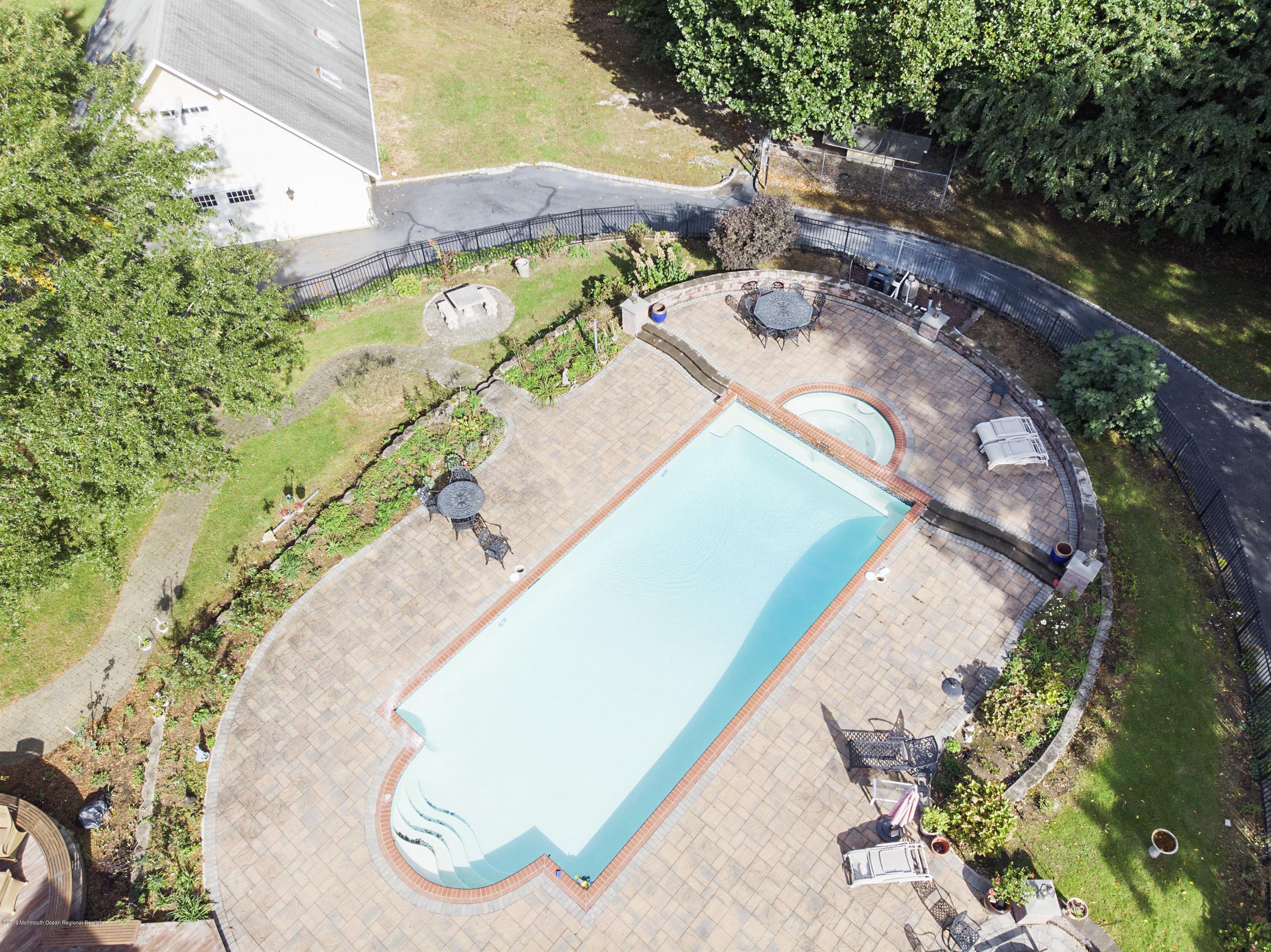 6 Fox Hunt Road Holmdel, NJ 07733 - Photo 41 of 42 044_Aerial