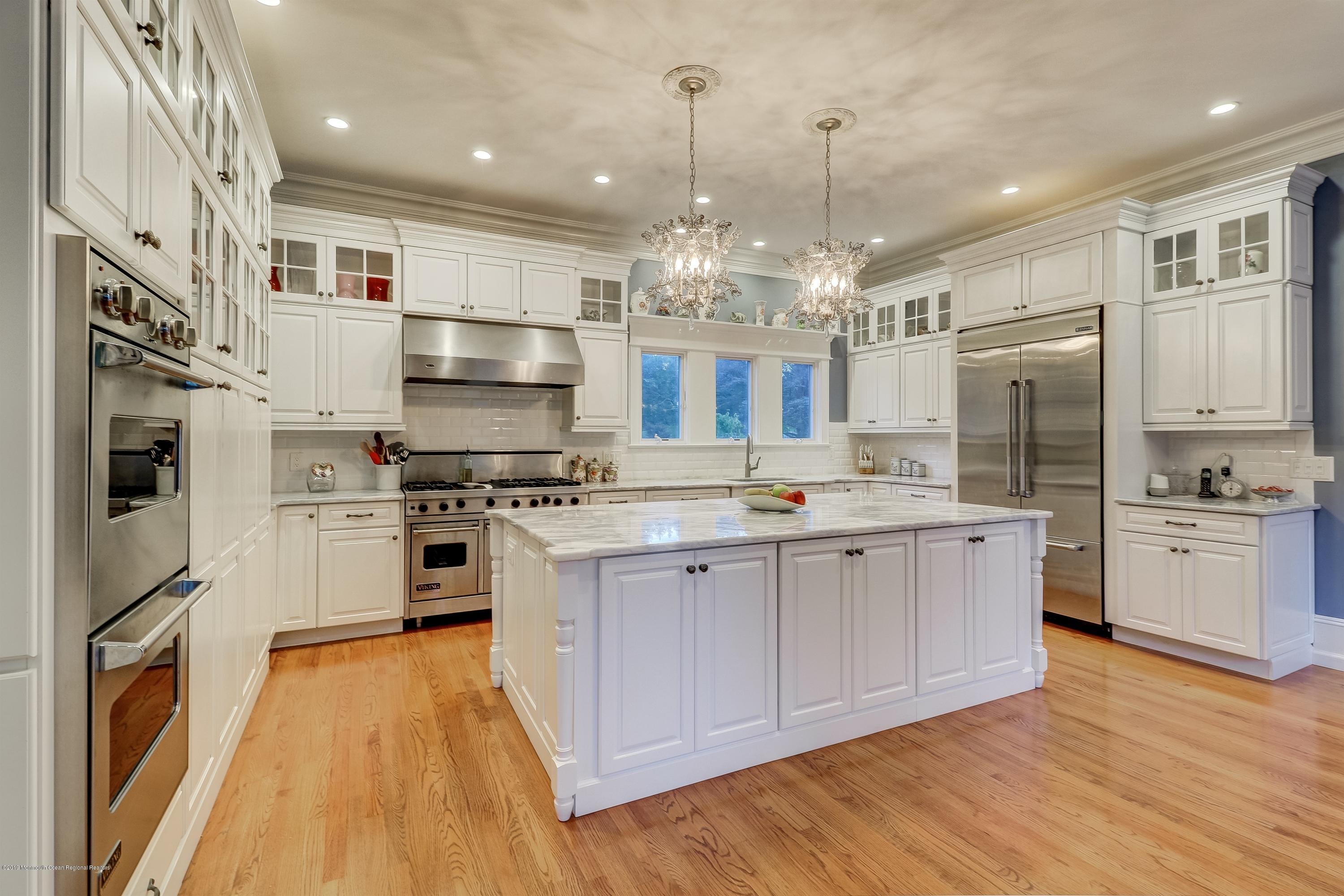 6 Fox Hunt Road Holmdel, NJ 07733 - Photo 6 of 42 009_Kitchen