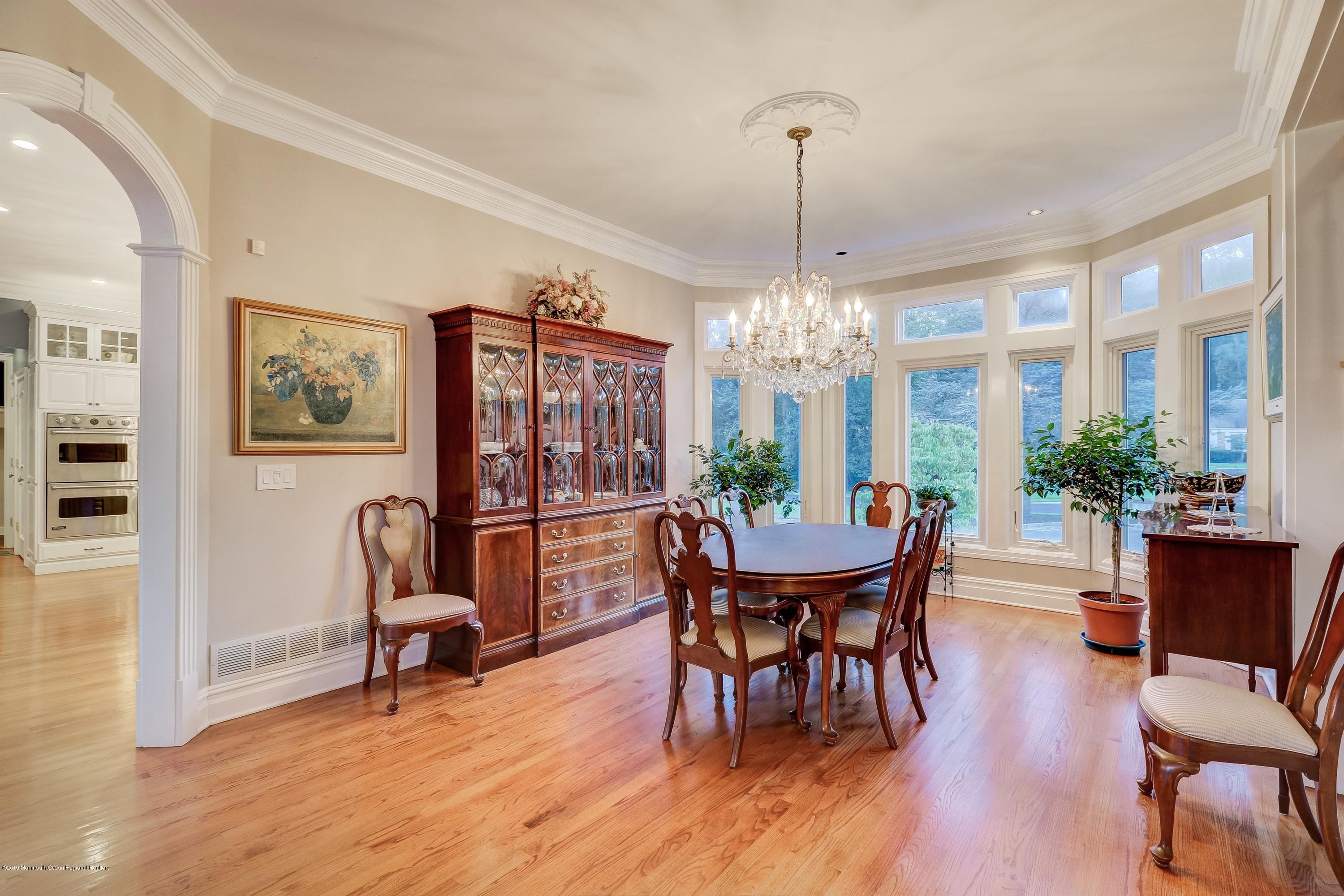 6 Fox Hunt Road Holmdel, NJ 07733 - Photo 9 of 42 012_Dining room