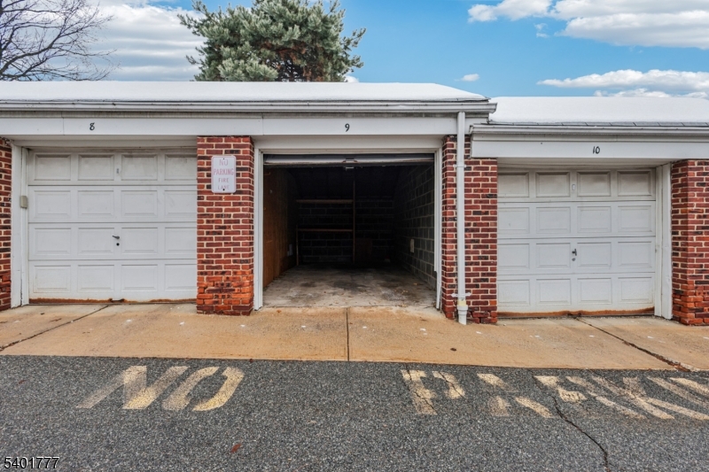 445 Morris Avenue, Unit D11 Springfield, NJ 07081 - Photo 12 of 16 front view of a house