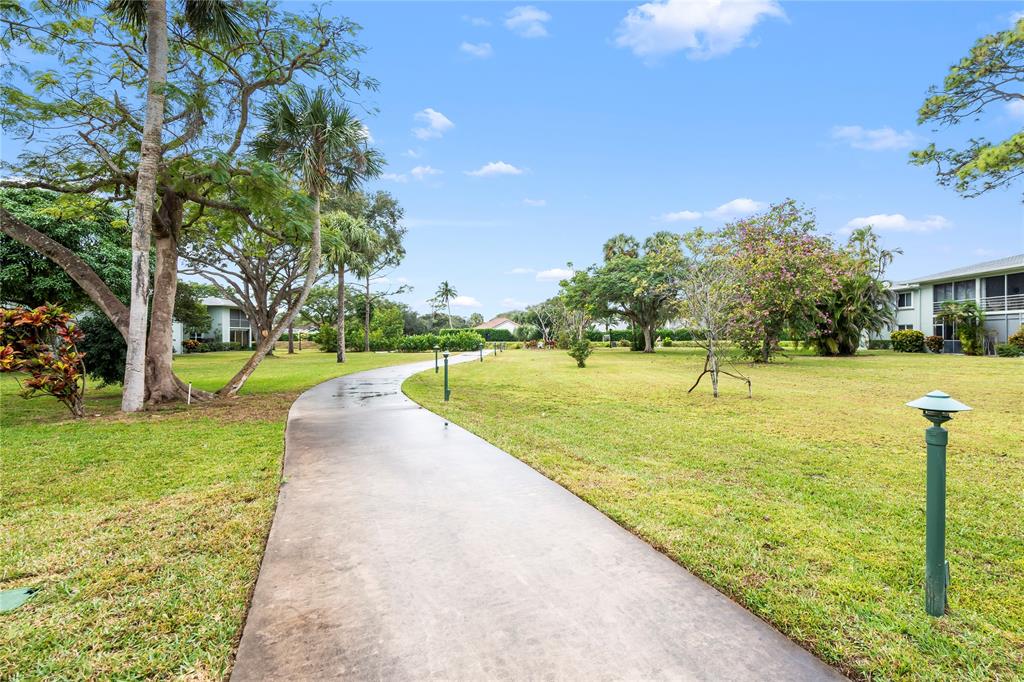 2460 Southwest 22nd Avenue, Unit 810 Delray Beach, FL 33445 - Photo 21 of 31