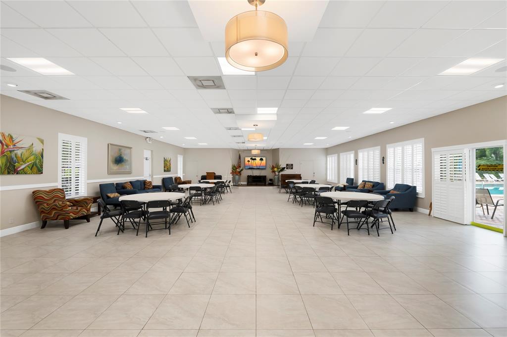 2460 Southwest 22nd Avenue, Unit 810 Delray Beach, FL 33445 - Photo 23 of 31