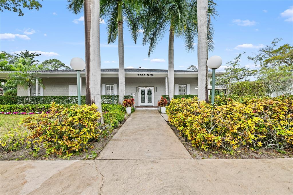 2460 Southwest 22nd Avenue, Unit 810 Delray Beach, FL 33445 - Photo 29 of 31