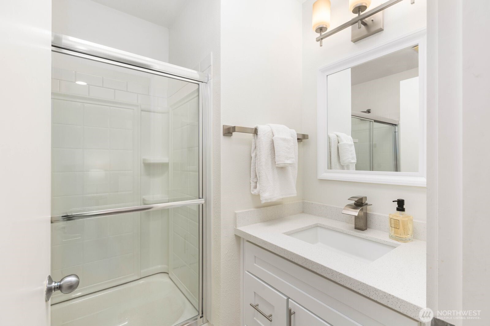 10237 Southeast 3rd Street, Unit 5 Bellevue, WA 98004 - Photo 25 of 35