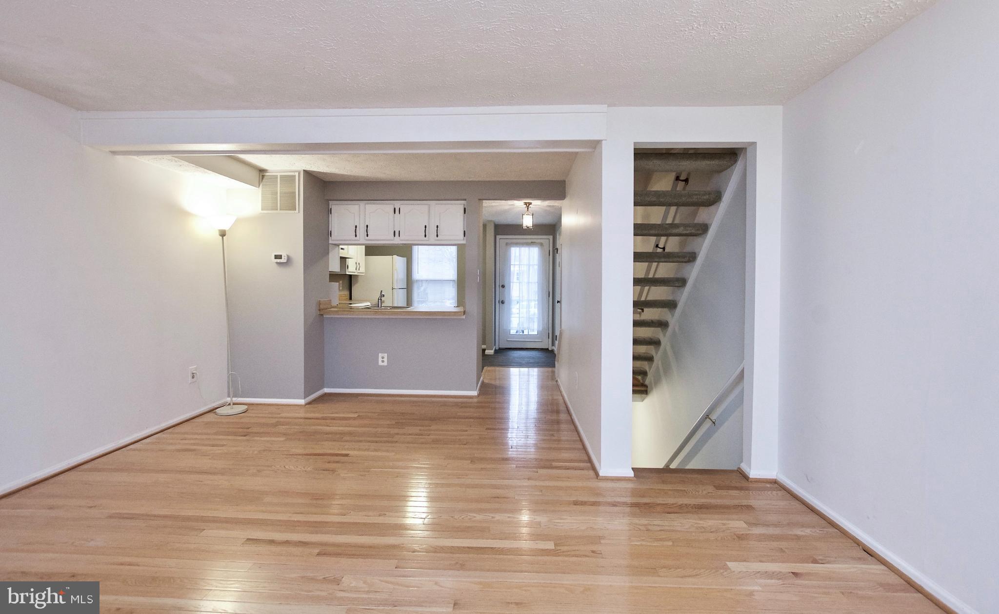 1915 Belmont Ridge Court Reston, VA 20191 - Photo 11 of 34 FAMILY ROOM AREA