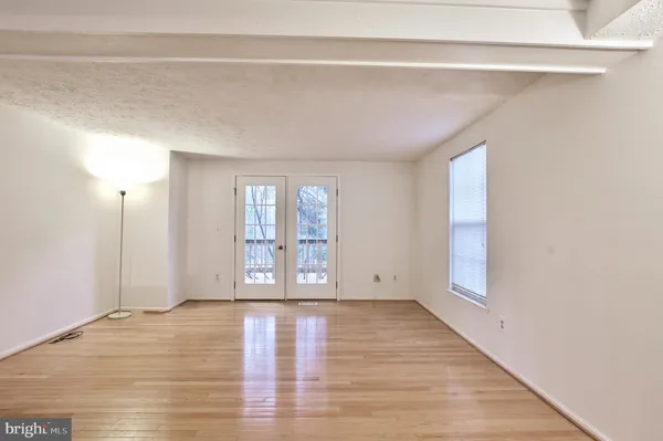 $3,000 | 1915 Belmont Ridge Court, Reston, VA 20191