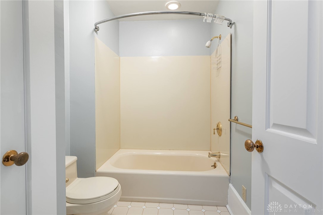 2696 Wilmington Road Lebanon, OH 45036 - Photo 43 of 96
