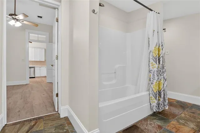 $2,700 | 533 Valmont Street, New Orleans, LA 70115