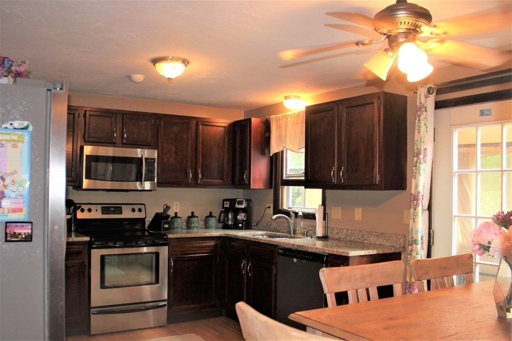 30 Hudson Road Oxford, MA 01540 - Photo 9 of 26