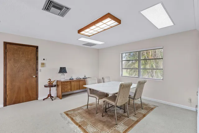 $899,000 | 4705 Holly Drive, Palm Beach Gardens, FL 33418