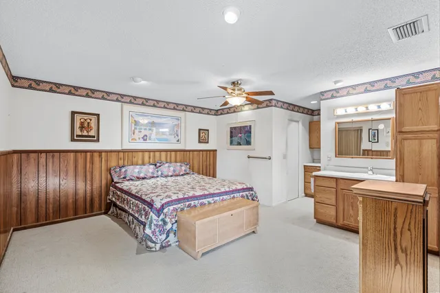 $899,000 | 4705 Holly Drive, Palm Beach Gardens, FL 33418