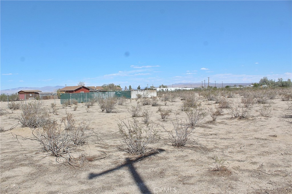 11 Olanche Street Mojave, CA 93501 - Photo 7 of 8 a view of outdoor space and mountain view