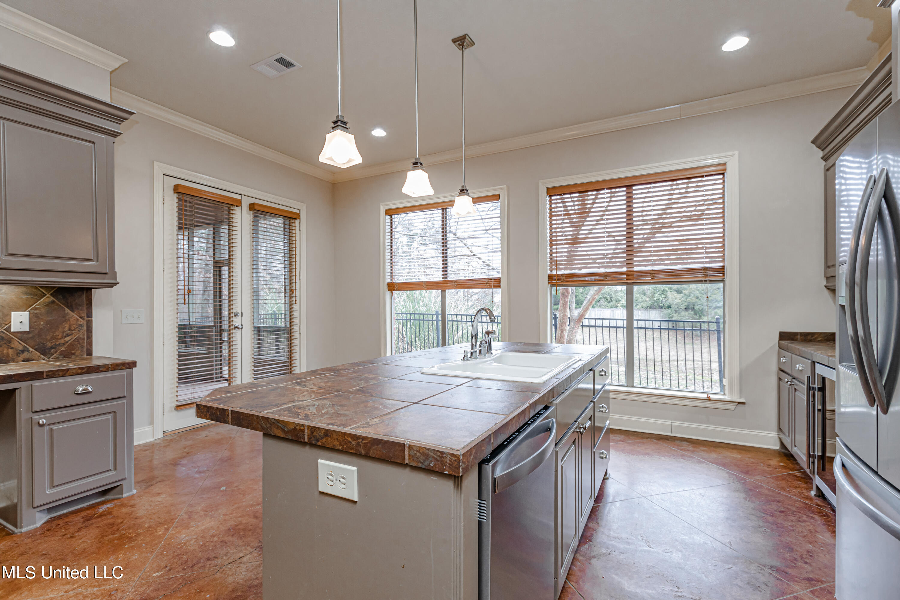 728 Orleans Circle Ridgeland, MS 39157 - Photo 8 of 37 926A1877