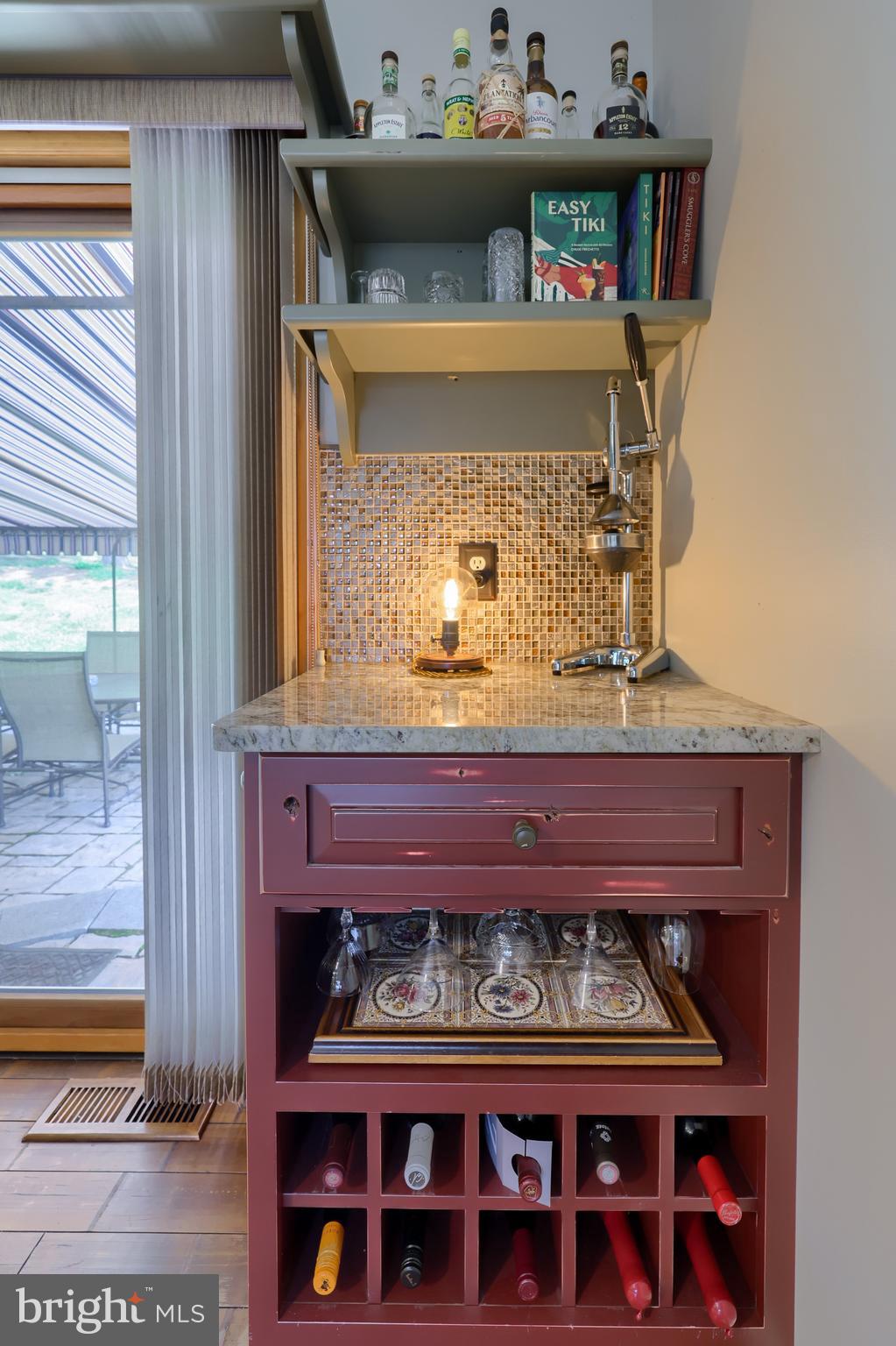 526 Freemansville Road Reading, PA 19607 - Photo 30 of 46 Mini Bar