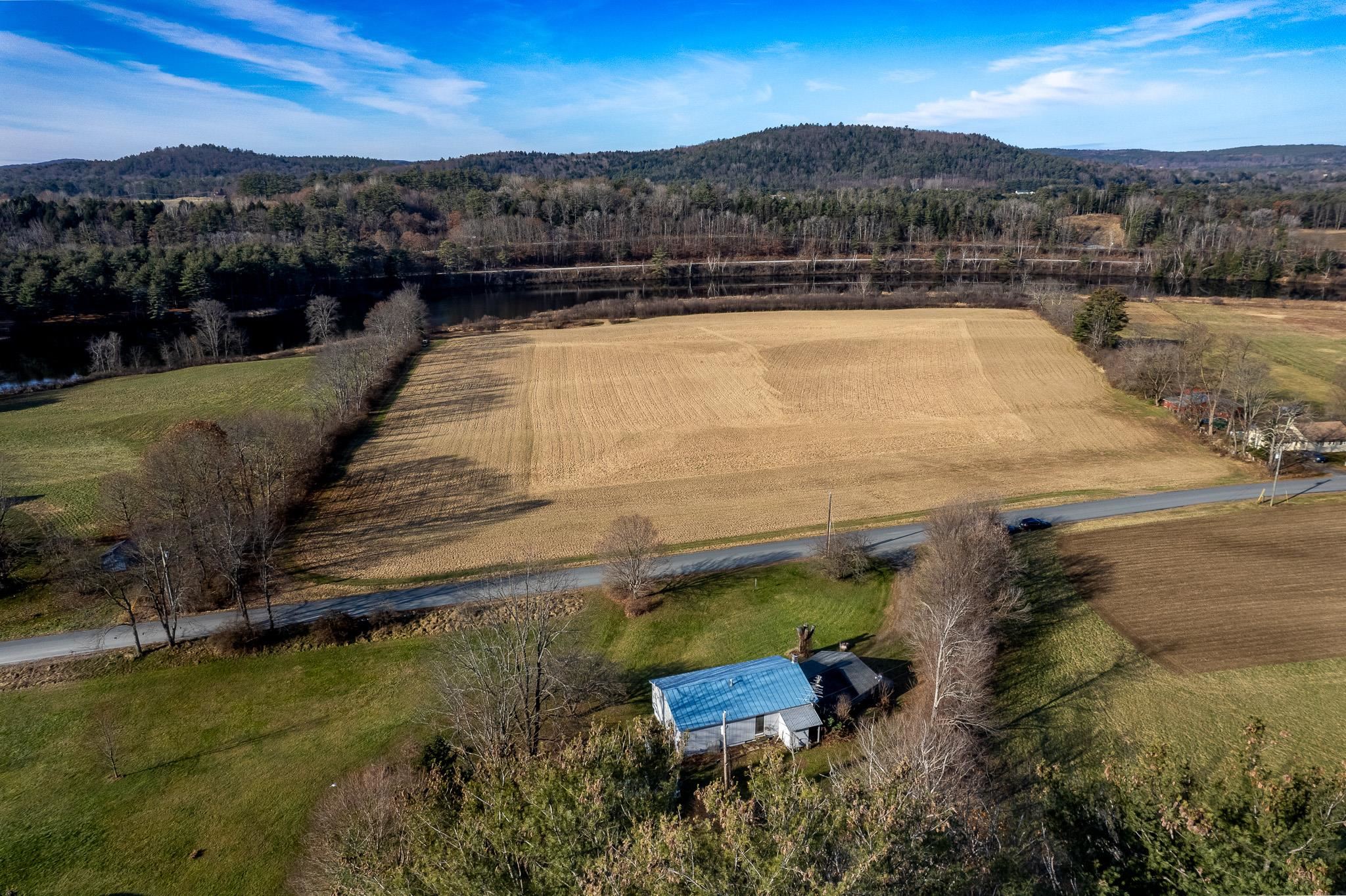 82 River Road Lyme, NH 03768 - Photo 2 of 22