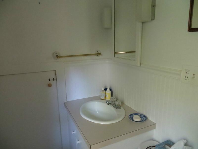 934 Cundy's Harbor Road Harpswell, ME 04079 - Photo 12 of 26 Bathroom.