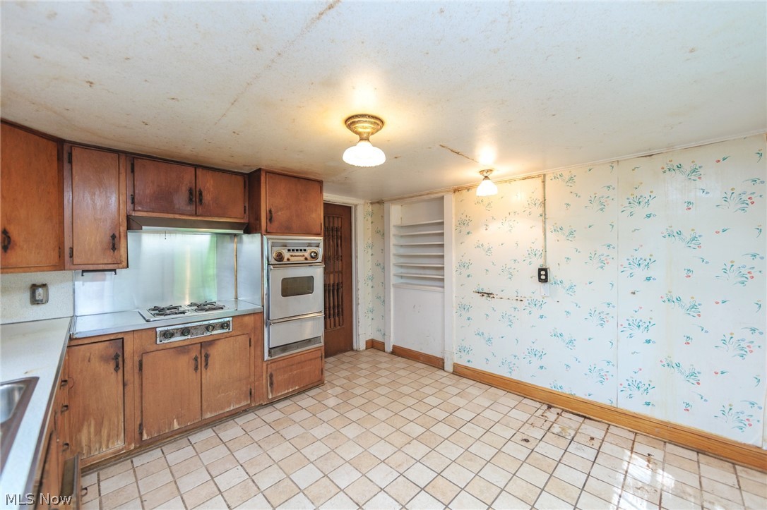 24105 Chardon Road Euclid, OH 44143 - Photo 7 of 50