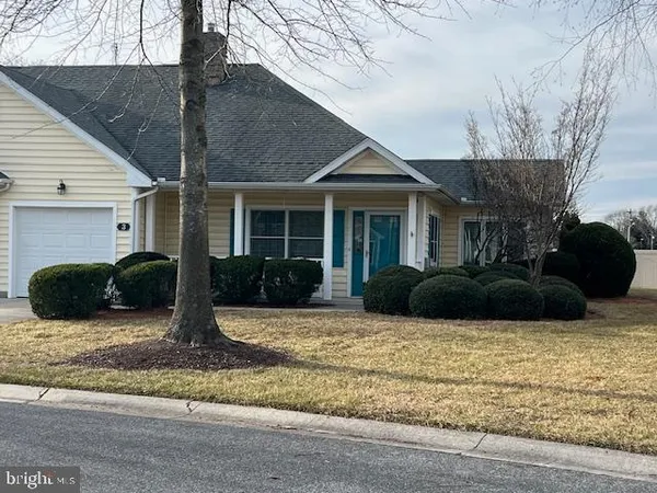 $335,000 | 3 Bayberry Street, Unit 2, Georgetown, DE 19947