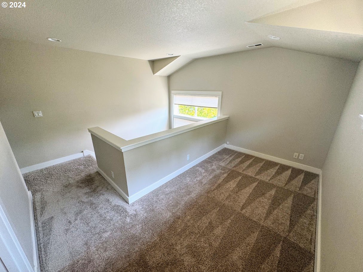 22140 Northeast Chinook Way Fairview, OR 97024 - Photo 12 of 26