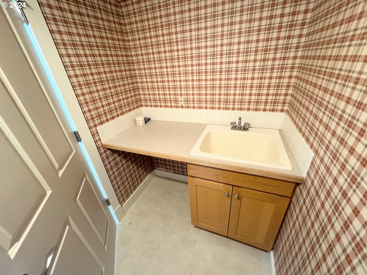 22140 Northeast Chinook Way Fairview, OR 97024 - Photo 15 of 26