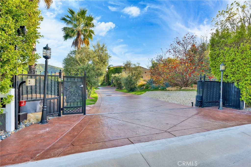10 Sage Lane Bell Canyon, CA 91307 - Photo 41 of 65 Private Entry Gate