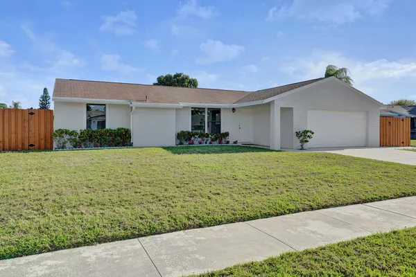 $533,900 | 5080 Little Beth Drive South, Boynton Beach, FL 33472
