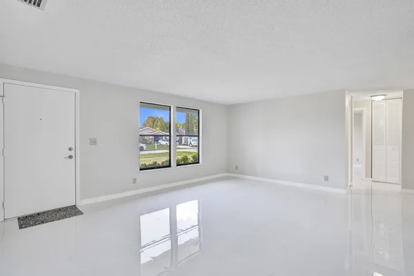 $533,900 | 5080 Little Beth Drive South, Boynton Beach, FL 33472