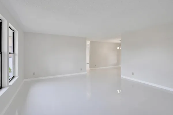 $533,900 | 5080 Little Beth Drive South, Boynton Beach, FL 33472