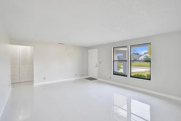 $533,900 | 5080 Little Beth Drive South, Boynton Beach, FL 33472
