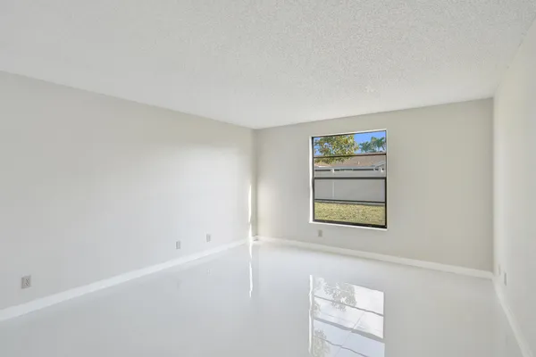 $533,900 | 5080 Little Beth Drive South, Boynton Beach, FL 33472