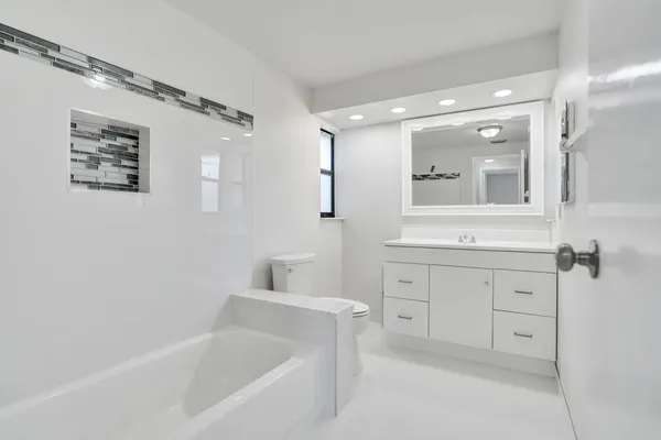 $533,900 | 5080 Little Beth Drive South, Boynton Beach, FL 33472