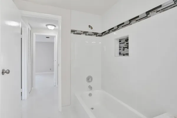 $533,900 | 5080 Little Beth Drive South, Boynton Beach, FL 33472