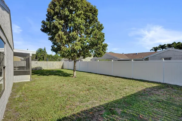 $533,900 | 5080 Little Beth Drive South, Boynton Beach, FL 33472