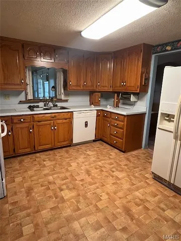 $599,000 | 28 Monroe Hills Lane, Linn, MO 65051