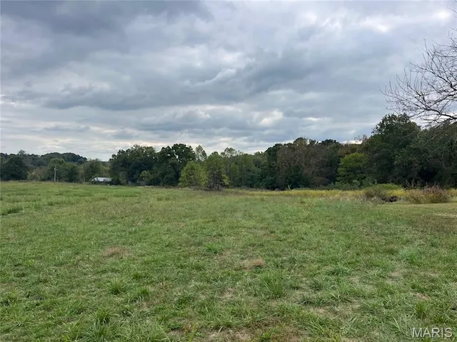 $599,000 | 28 Monroe Hills Lane, Linn, MO 65051