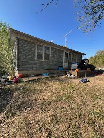 $599,000 | 28 Monroe Hills Lane, Linn, MO 65051